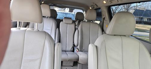 2012 Toyota Sienna XLE