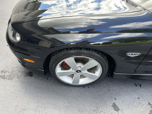 2006 Pontiac GTO Base