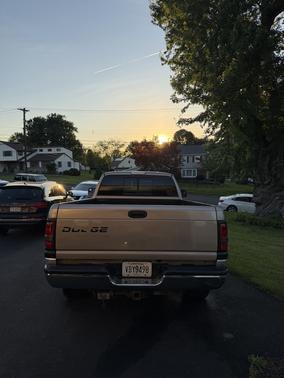Beige 2002 Dodge Ram 2500 Quad Cab