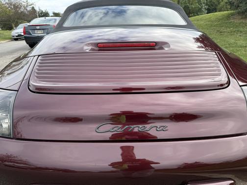 2004 Porsche 911 911 Carrera 4 Cabriolet