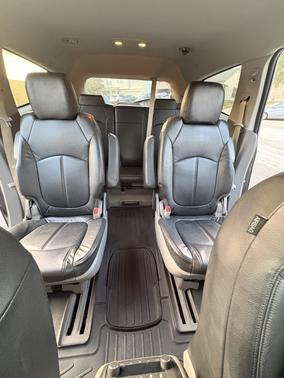 Blue 2017 Chevrolet Traverse 2LT