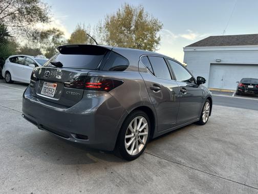 2012 Lexus CT 200h Premium