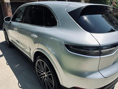 2019 Porsche Cayenne Cayenne