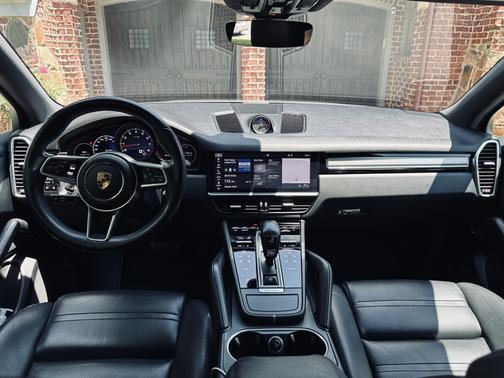 2019 Porsche Cayenne Cayenne