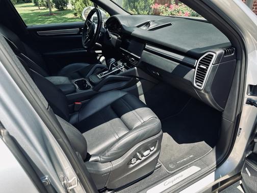 2019 Porsche Cayenne Cayenne