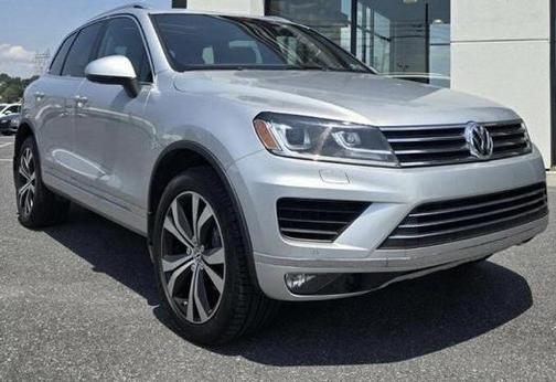 Silver 2017 Volkswagen Touareg V6 Wolfsburg Edition