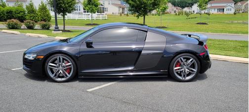 Photo 3 of 23 of 2014 Audi R8 5.2