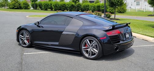 Photo 5 of 23 of 2014 Audi R8 5.2