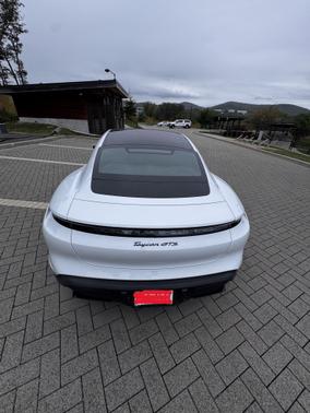 2023 Porsche Taycan Taycan GTS