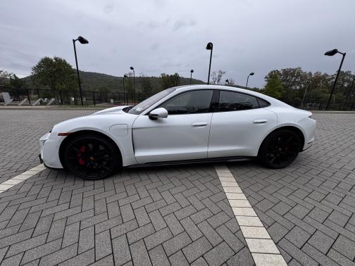 2023 Porsche Taycan Taycan GTS