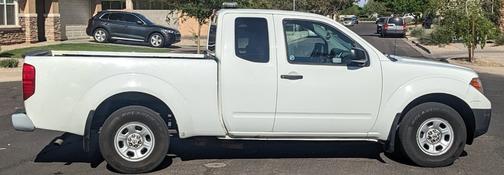 White 2019 Nissan Frontier S