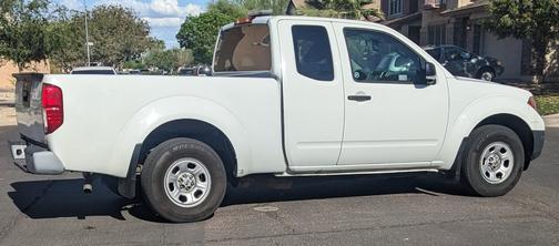 White 2019 Nissan Frontier S