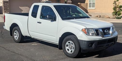 White 2019 Nissan Frontier S