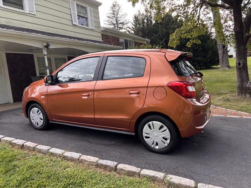 2017 Mitsubishi Mirage ES