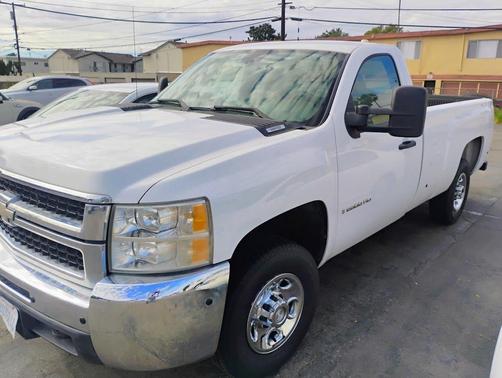 White 2008 Chevrolet Silverado 2500 Work Truck