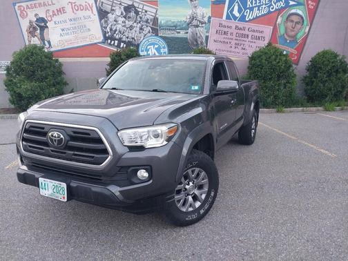 Gray 2019 Toyota Tacoma SR