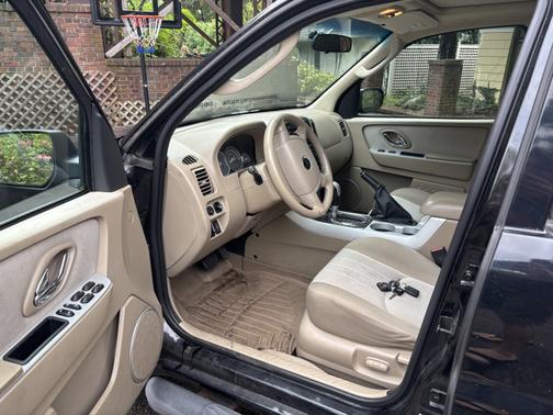 2006 Mercury Mariner Luxury