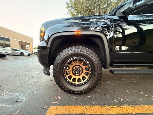 Black 2015 GMC Sierra 1500 SLE