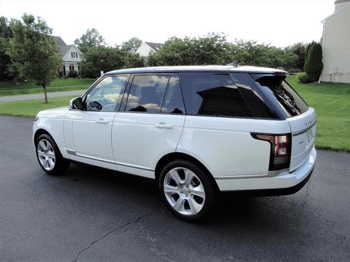 White 2016 Land Rover Range Rover 3.0L Supercharged HSE