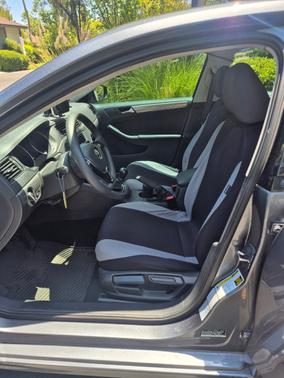 Gray 2018 Volkswagen Jetta 1.4T S