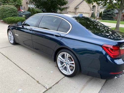 2013 BMW 750 Li xDrive