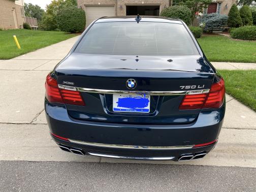 2013 BMW 750 Li xDrive
