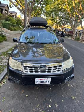 Black 2012 Subaru Forester 2.5X Premium
