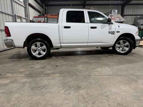 2021 RAM 1500 Classic Tradesman