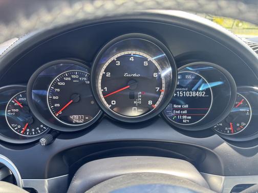 2017 Porsche Cayenne Turbo