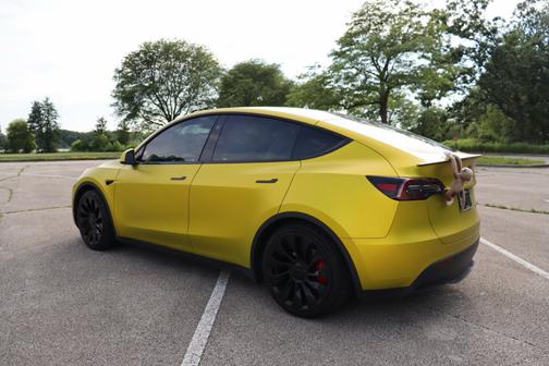 Gray 2023 Tesla Model Y Performance