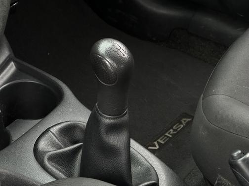 2016 Nissan Versa 1.6 S