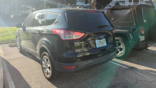 2014 Ford Escape S