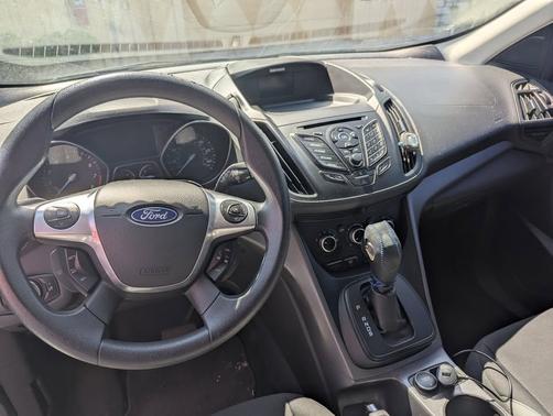2014 Ford Escape S
