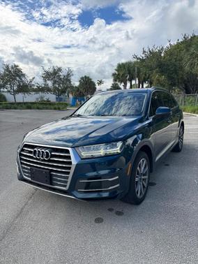 Blue 2018 Audi Q7 2.0T Premium Plus