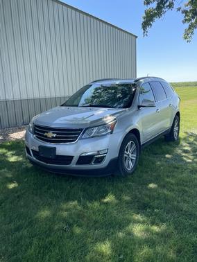 Silver 2015 Chevrolet Traverse 2LT