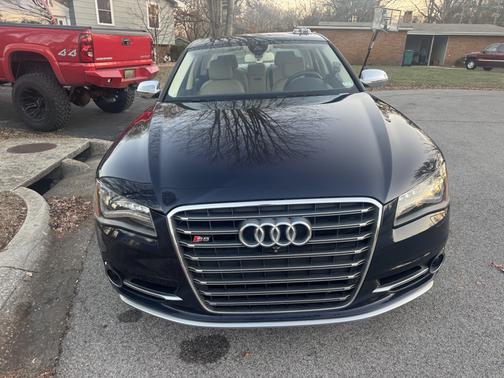 2014 Audi S8 4.0T