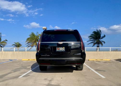 2016 Cadillac Escalade ESV Platinum