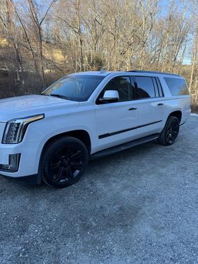 2019 Cadillac Escalade ESV Luxury