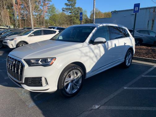 2024 Audi Q7 45 Premium