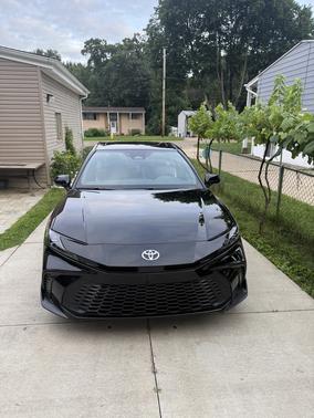 Black 2026 Toyota Camry SE