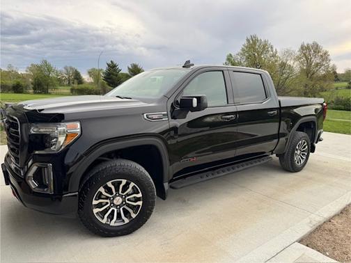 2022 GMC Sierra 1500 Limited AT4