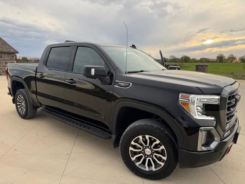 2022 GMC Sierra 1500 Limited AT4