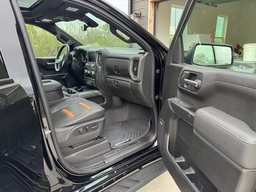2022 GMC Sierra 1500 Limited AT4