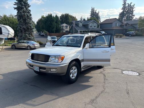2000 Toyota Land Cruiser Base