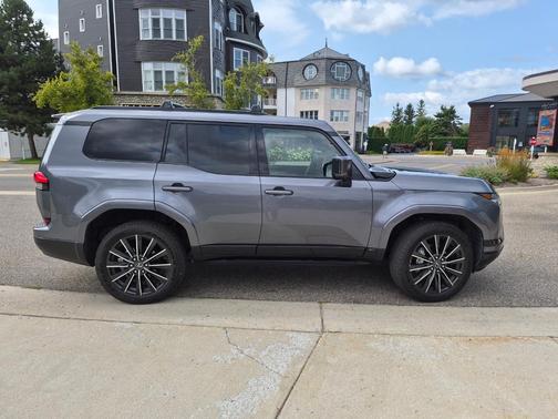 Gray 2025 Lexus GX 550 Luxury+