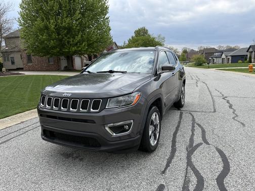 Gray 2021 Jeep Compass Limited