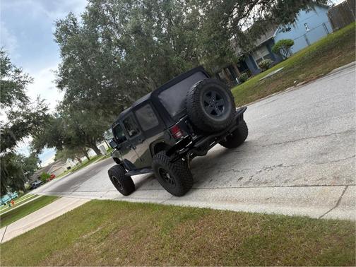 Gray 2017 Jeep Wrangler Unlimited Sport