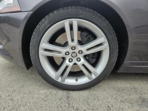 Gray 2008 Jaguar XKR Base