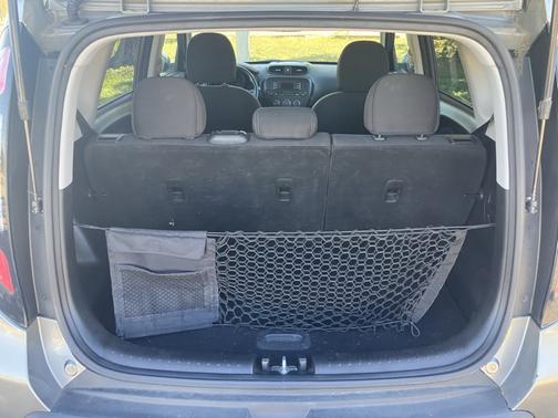 Gray 2016 Kia Soul Base