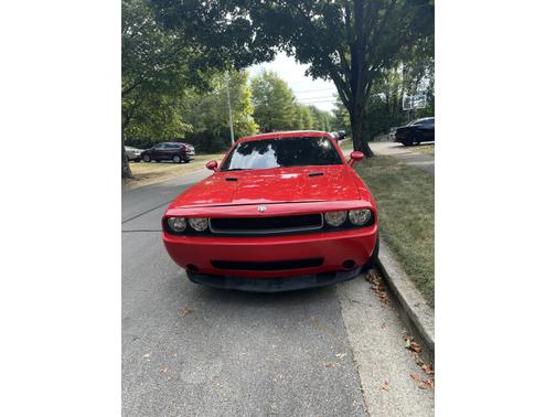 2009 Dodge Challenger SE